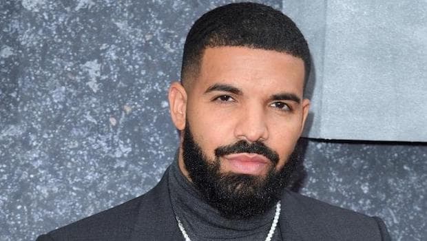 Adonis : Drake dévoile des photos de son fils sur Instagram pour la première fois